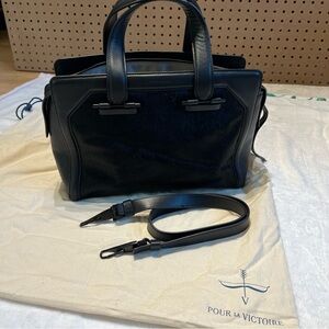 Pour La Victoire Black Leather Handbag Calf Fur
